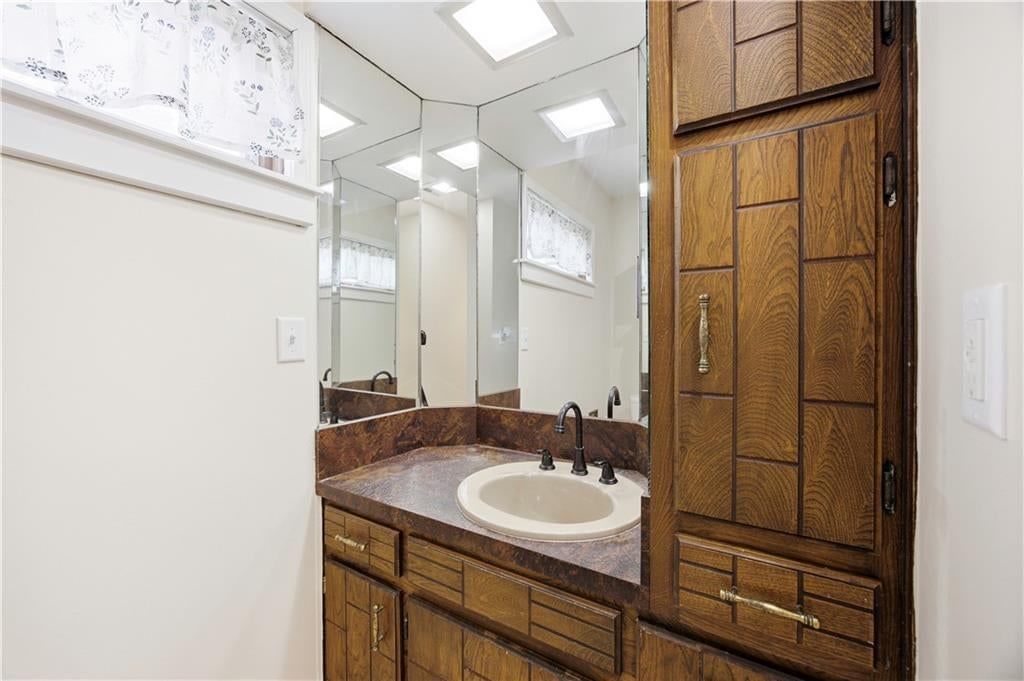 1410 Washington Street — photo 36