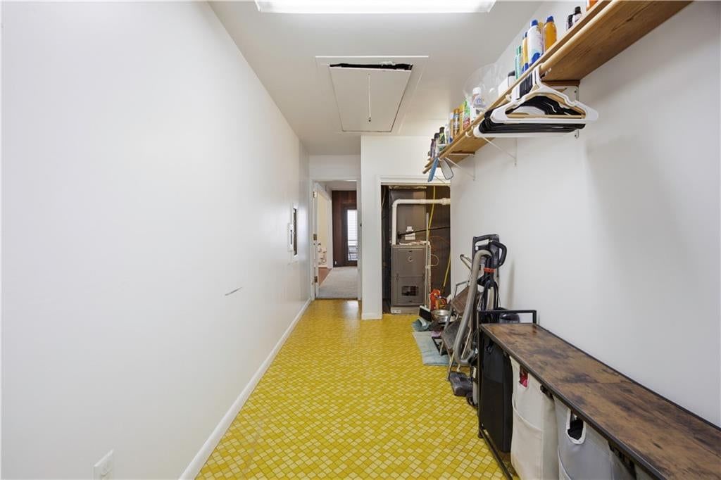 1410 Washington Street — photo 38