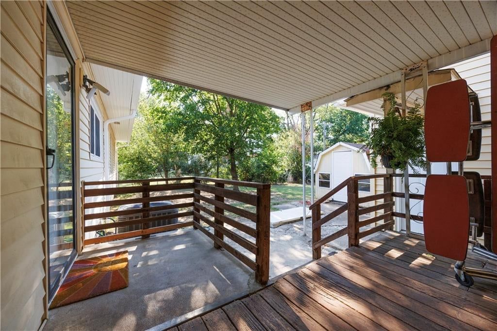 1410 Washington Street — photo 41