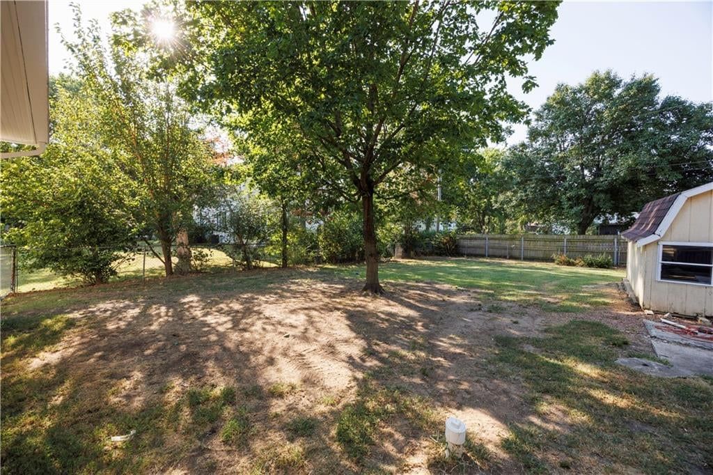 1410 Washington Street — photo 44
