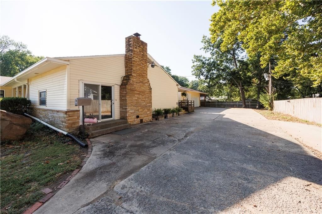 1410 Washington Street — photo 49