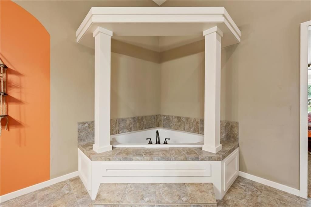 12542 Walnut Court — photo 29