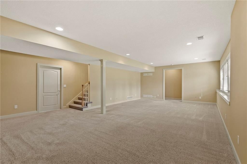 11511 W 143rd Terrace — photo 22