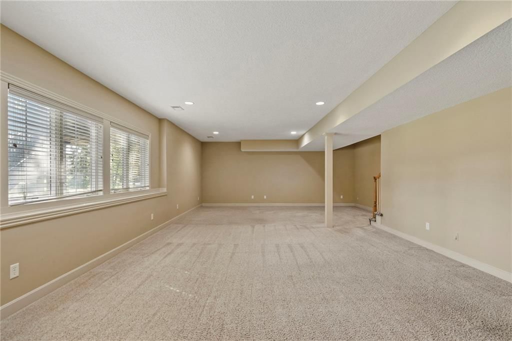 11511 W 143rd Terrace — photo 23