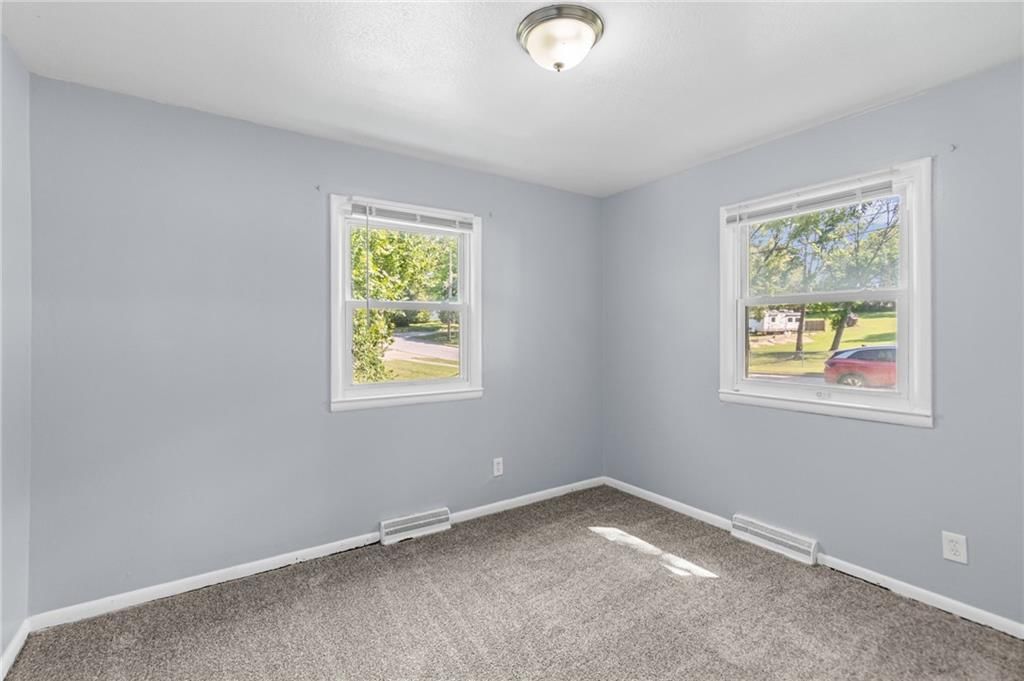 7030 MANCHESTER Avenue — photo 14