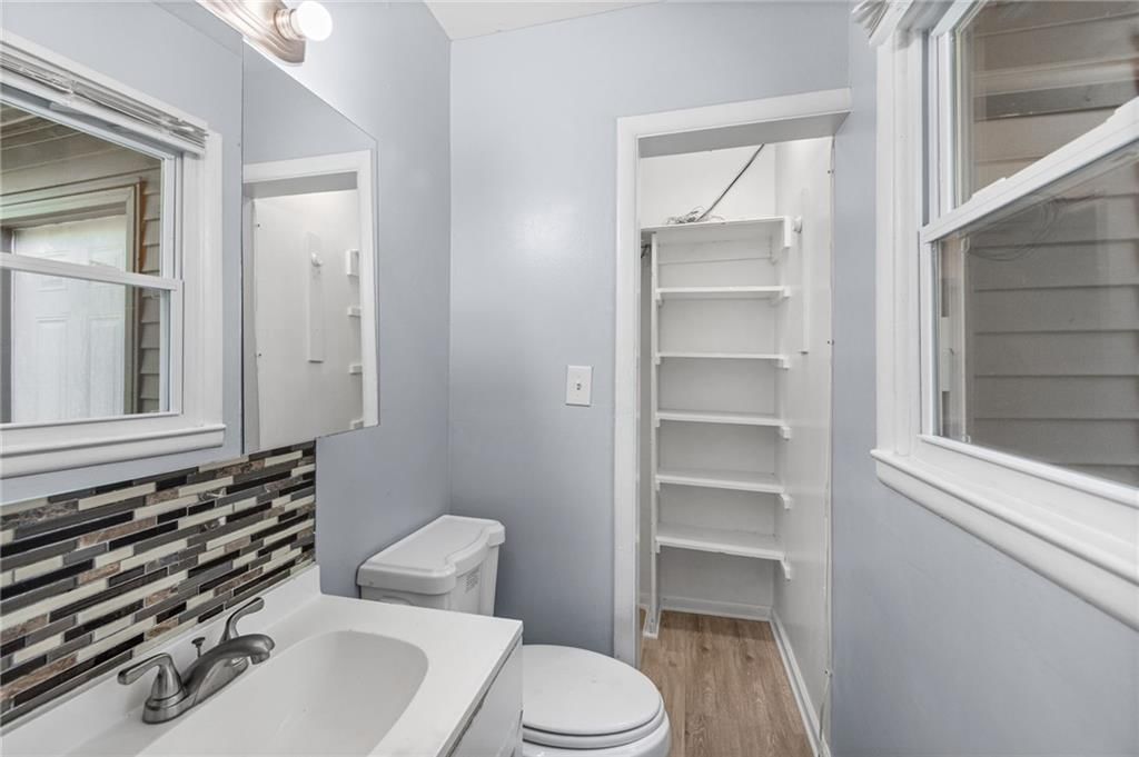7030 MANCHESTER Avenue — photo 19