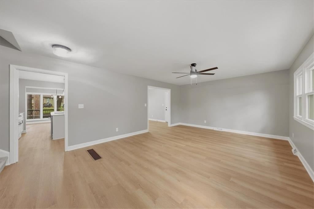 9624 Woodson Drive — photo 6