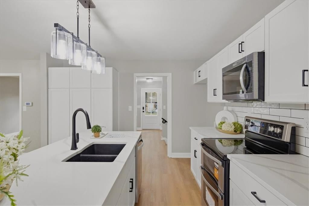 9624 Woodson Drive — photo 12