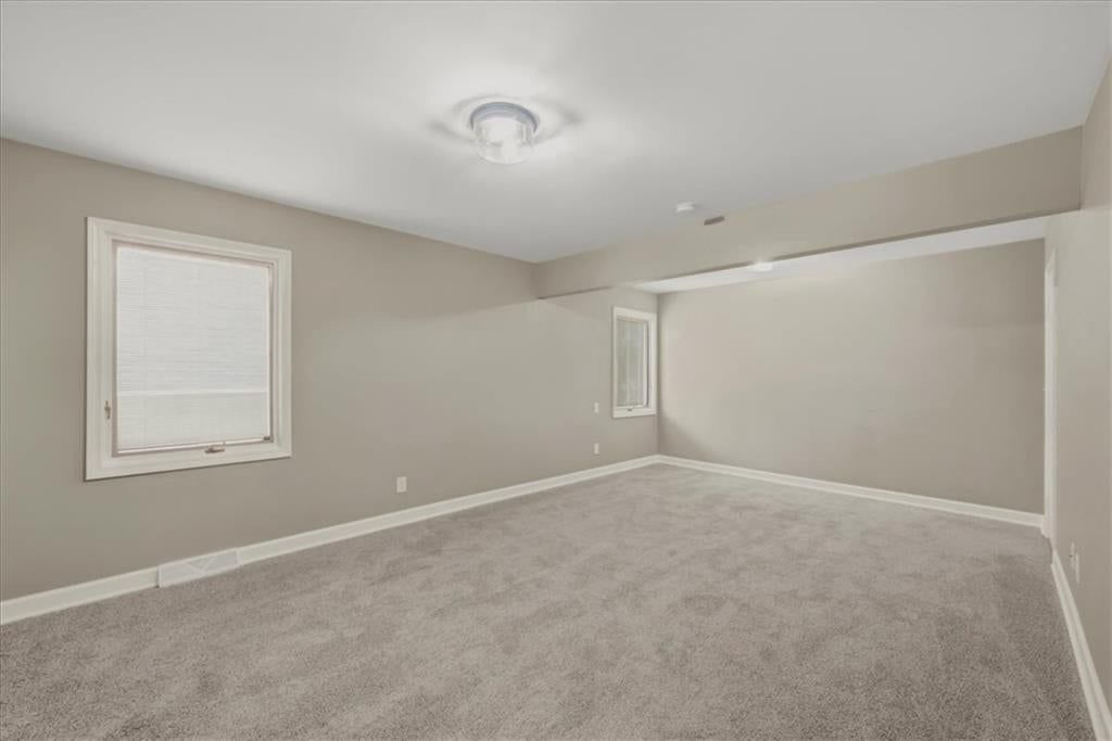 9624 Woodson Drive — photo 15