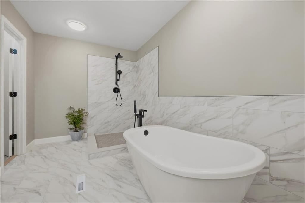 9624 Woodson Drive — photo 20