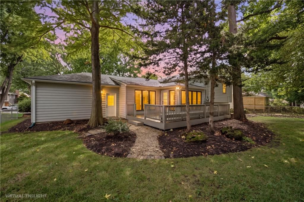 9624 Woodson Drive — photo 35