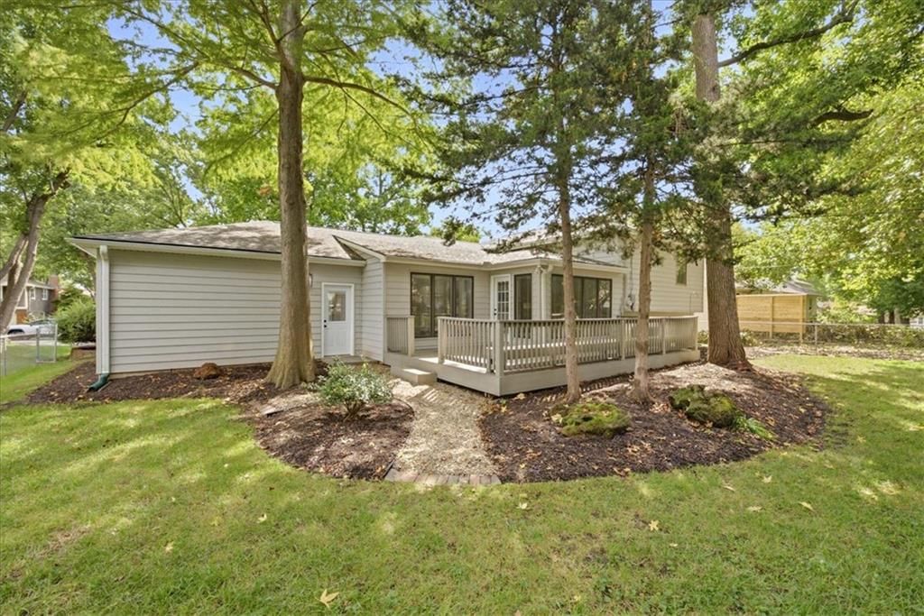 9624 Woodson Drive — photo 36