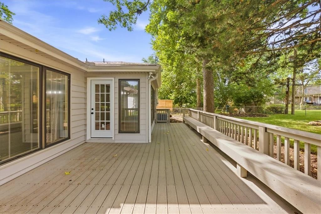 9624 Woodson Drive — photo 37