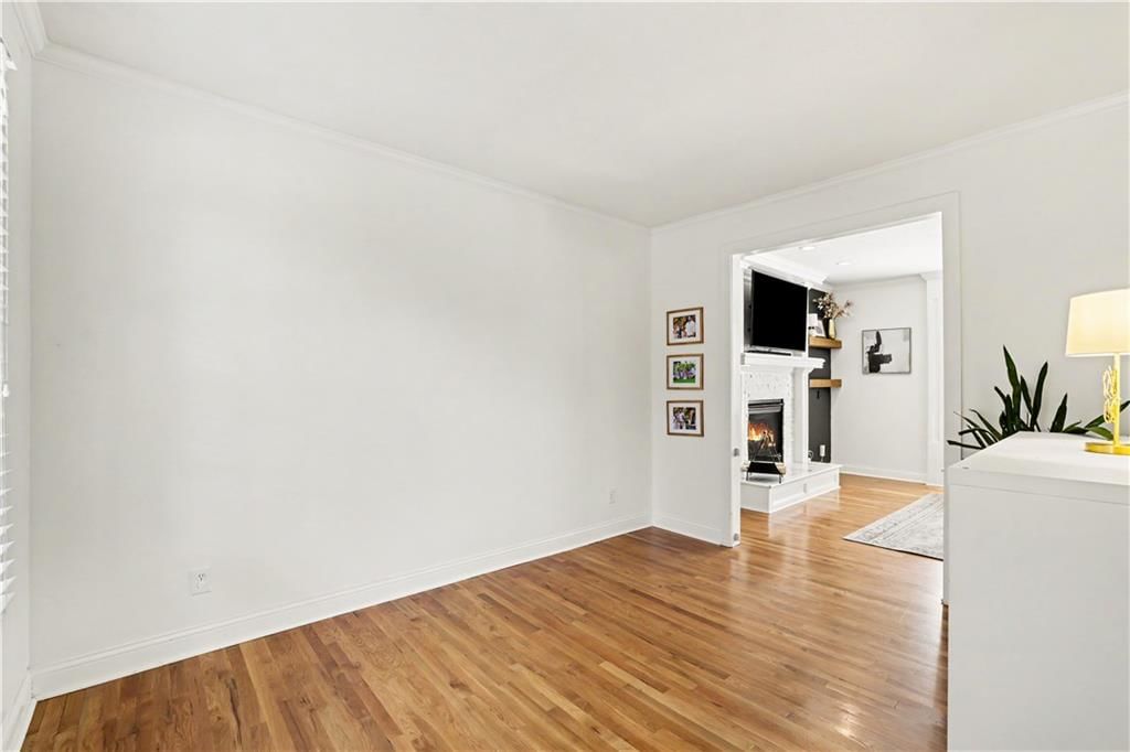 16915 W 161 Street — photo 8