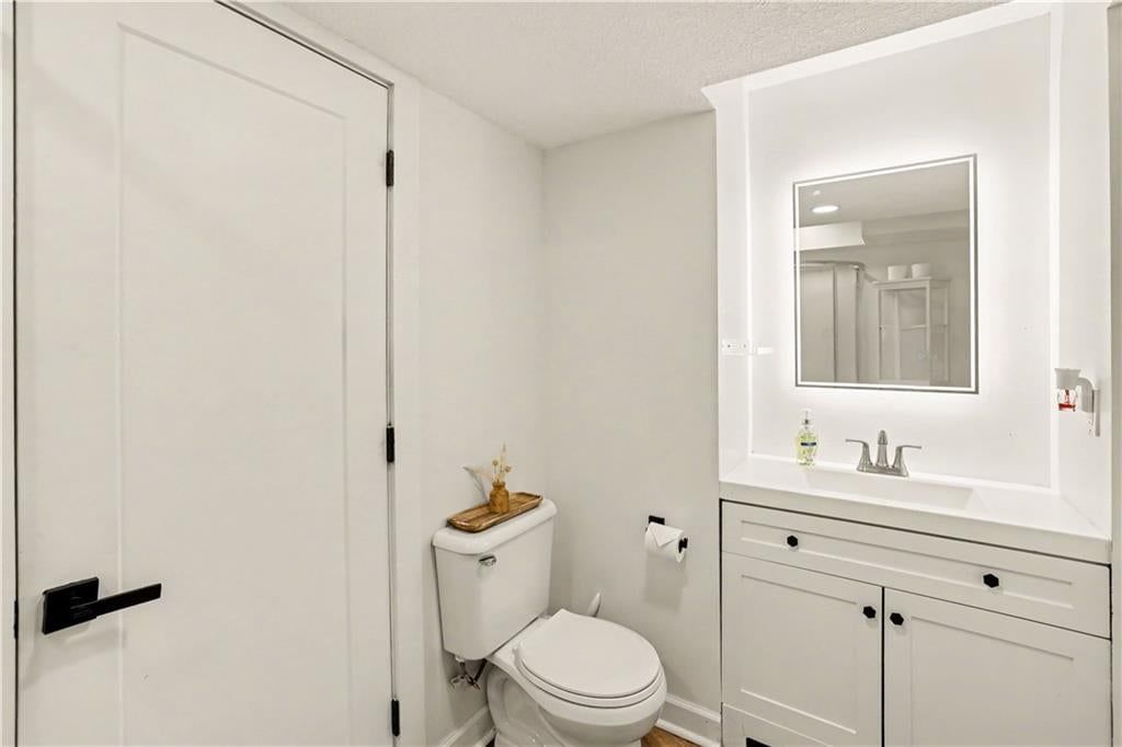16915 W 161 Street — photo 32