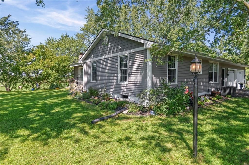 2392 NE H Highway — photo 24
