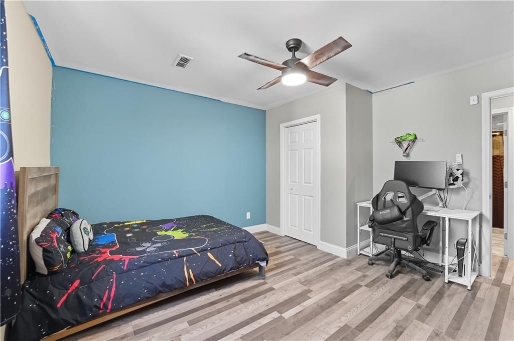 5820 Sloan Avenue — photo 8