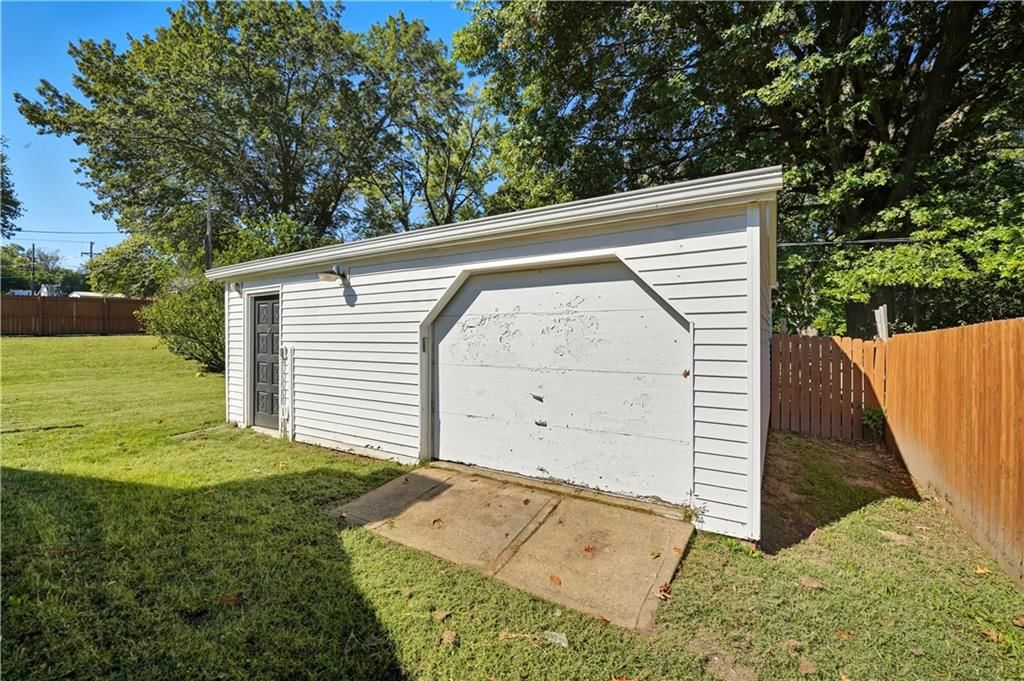 5820 Sloan Avenue — photo 18