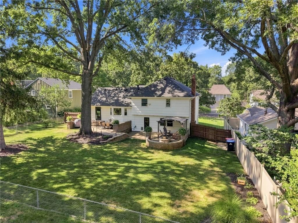 10715 W 101st Terrace — photo 42