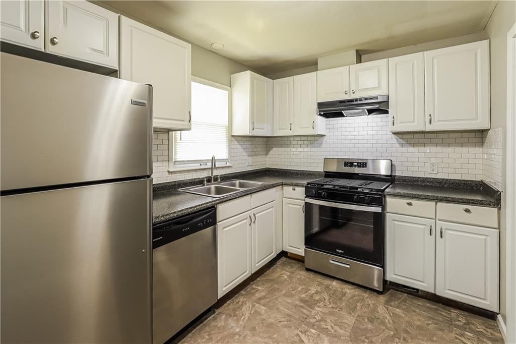 1502 Broadway Street — photo 5