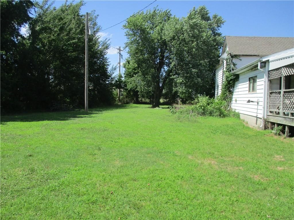 1101 W 12th Street — photo 10