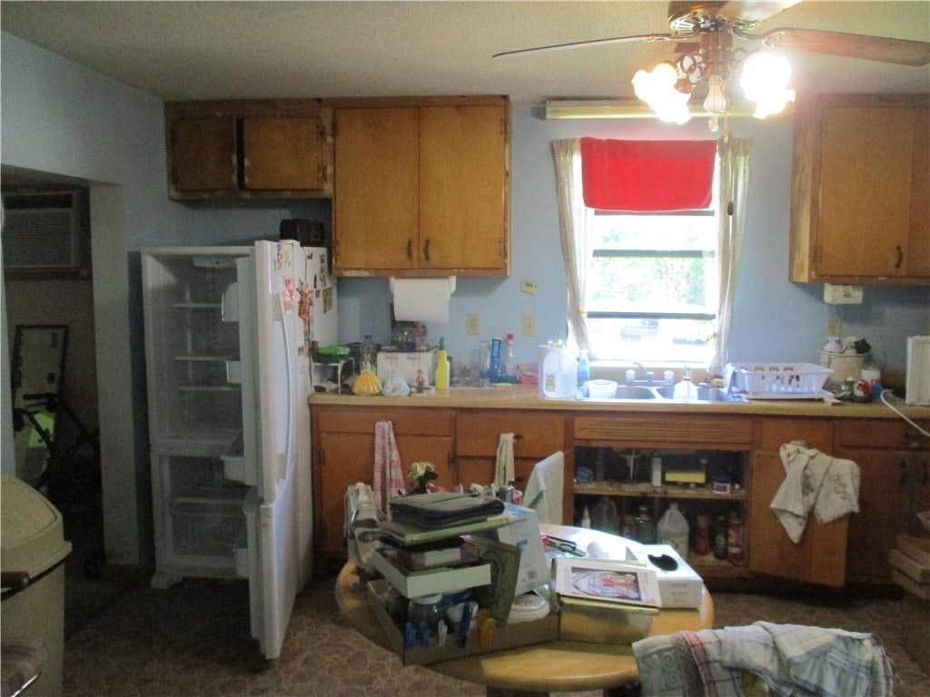 1101 W 12th Street — photo 22