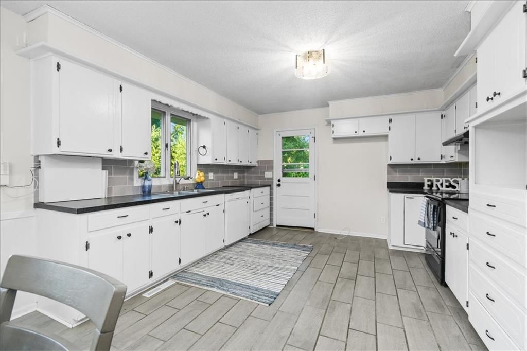 1605 SE M AA Highway — photo 17