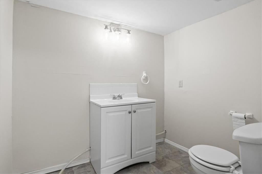 1605 SE M AA Highway — photo 28