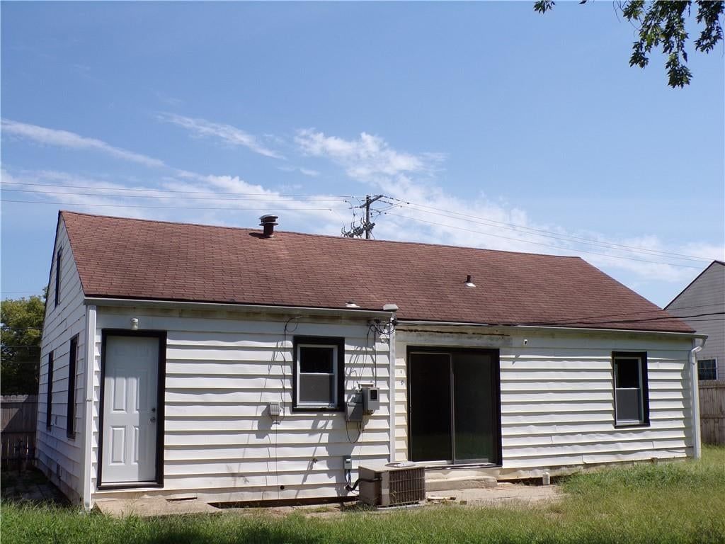 Photo 6 of 60 - 7924 Prospect Avenue, Kansas City, MO 64132