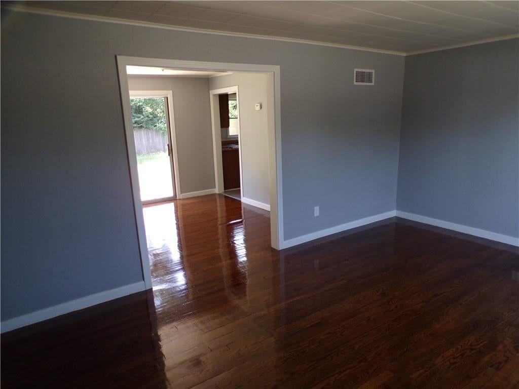 Photo 12 of 60 - 7924 Prospect Avenue, Kansas City, MO 64132