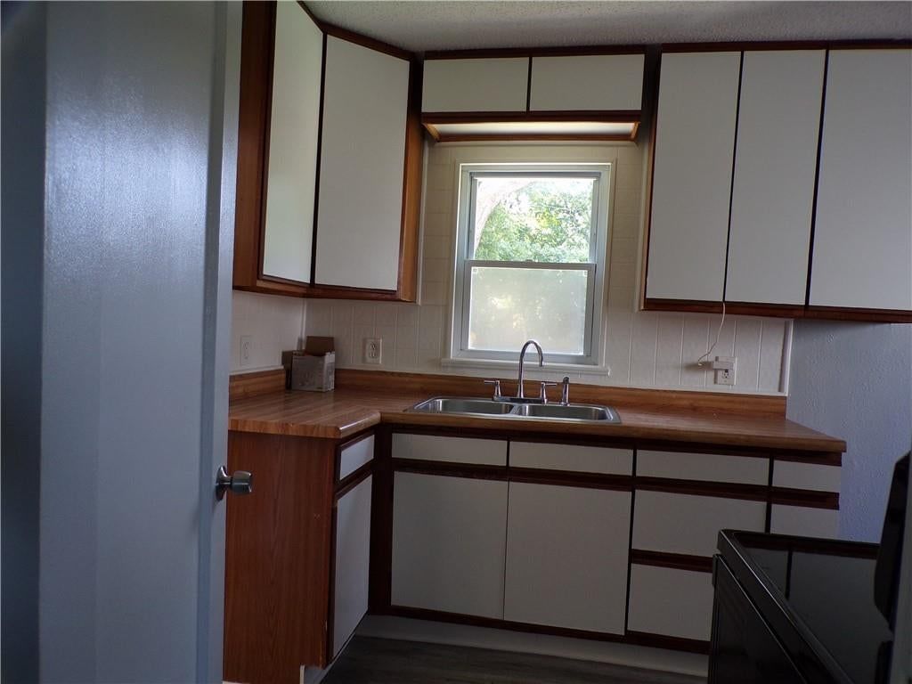 Photo 43 of 60 - 7924 Prospect Avenue, Kansas City, MO 64132