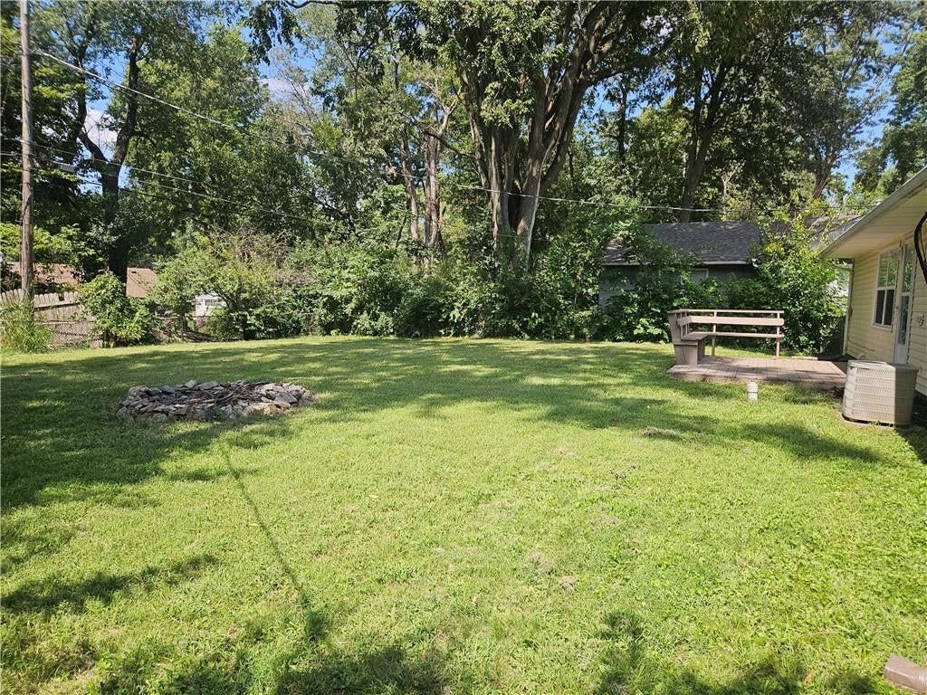 11402 Crystal Avenue — photo 29