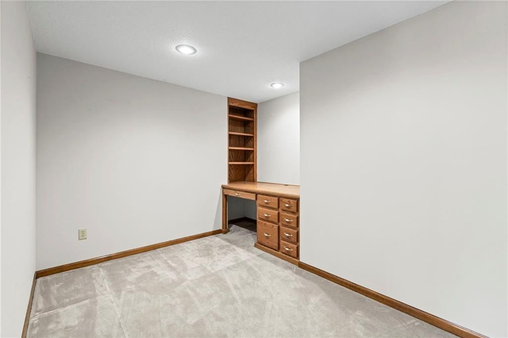 5607 N Flint Ridge Road — photo 35