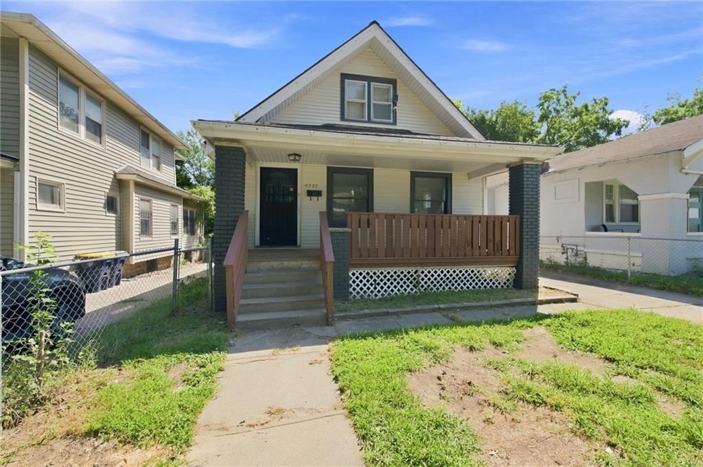 4237 Agnes Avenue — photo 2