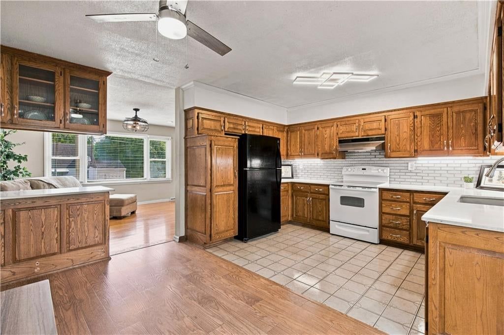 608 NE 82nd Street — photo 5