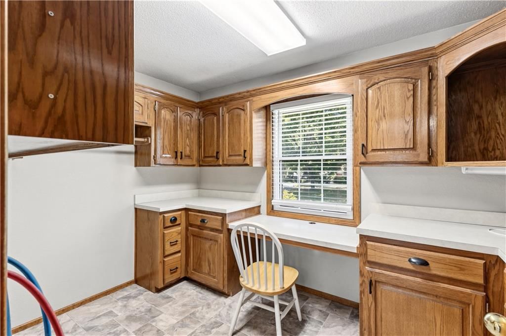 Photo 17 of 46 - 16901 E 49th Terrace S, Independence, MO 64055
