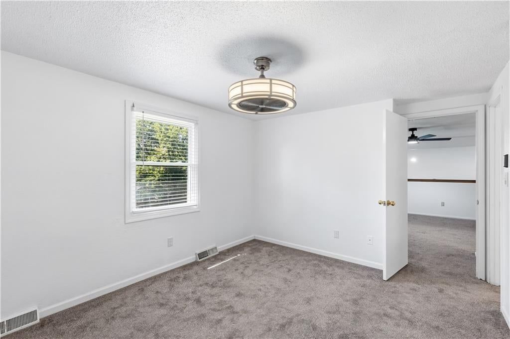 Photo 33 of 46 - 16901 E 49th Terrace S, Independence, MO 64055