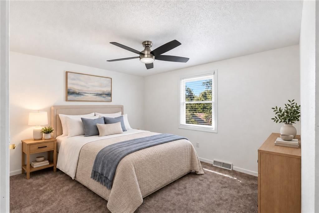 Photo 23 of 46 - 16901 E 49th Terrace S, Independence, MO 64055