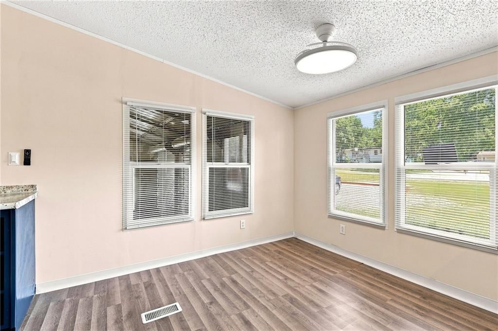 806 N Jerry Street — photo 8
