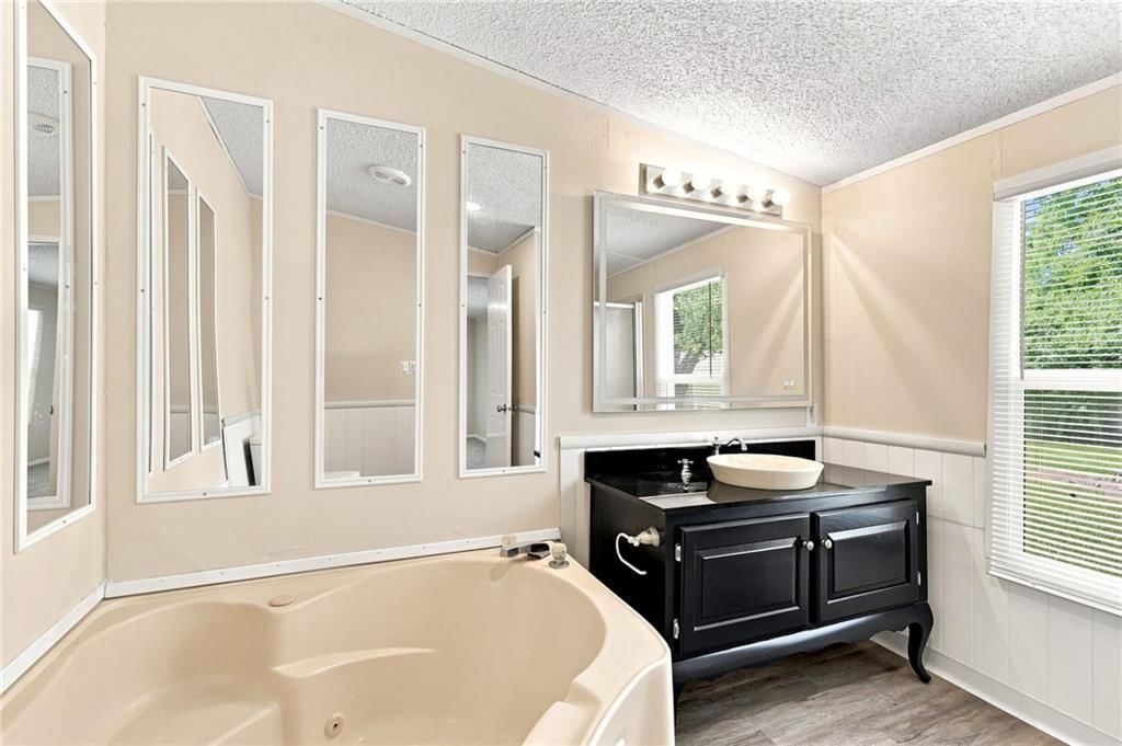 806 N Jerry Street — photo 13