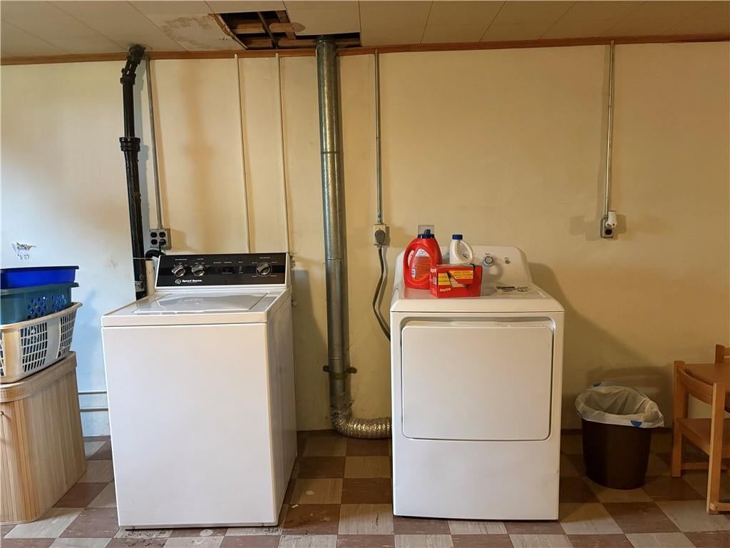 1815 Olive Street — photo 33