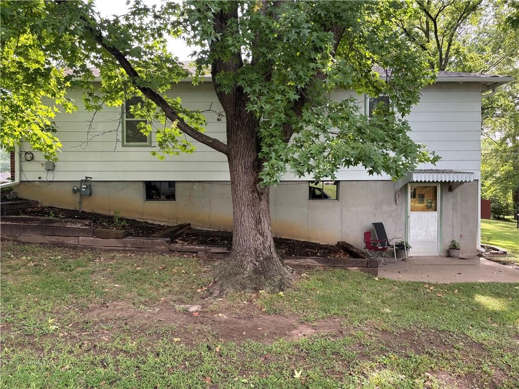 1815 Olive Street — photo 36