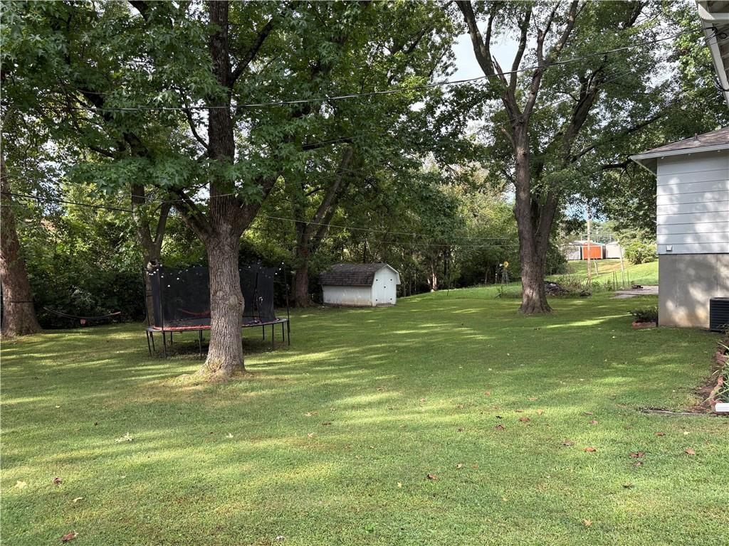 1815 Olive Street — photo 40