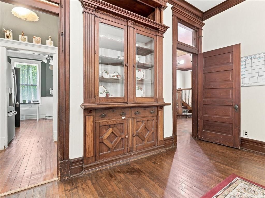 1521 Franklin Avenue — photo 9
