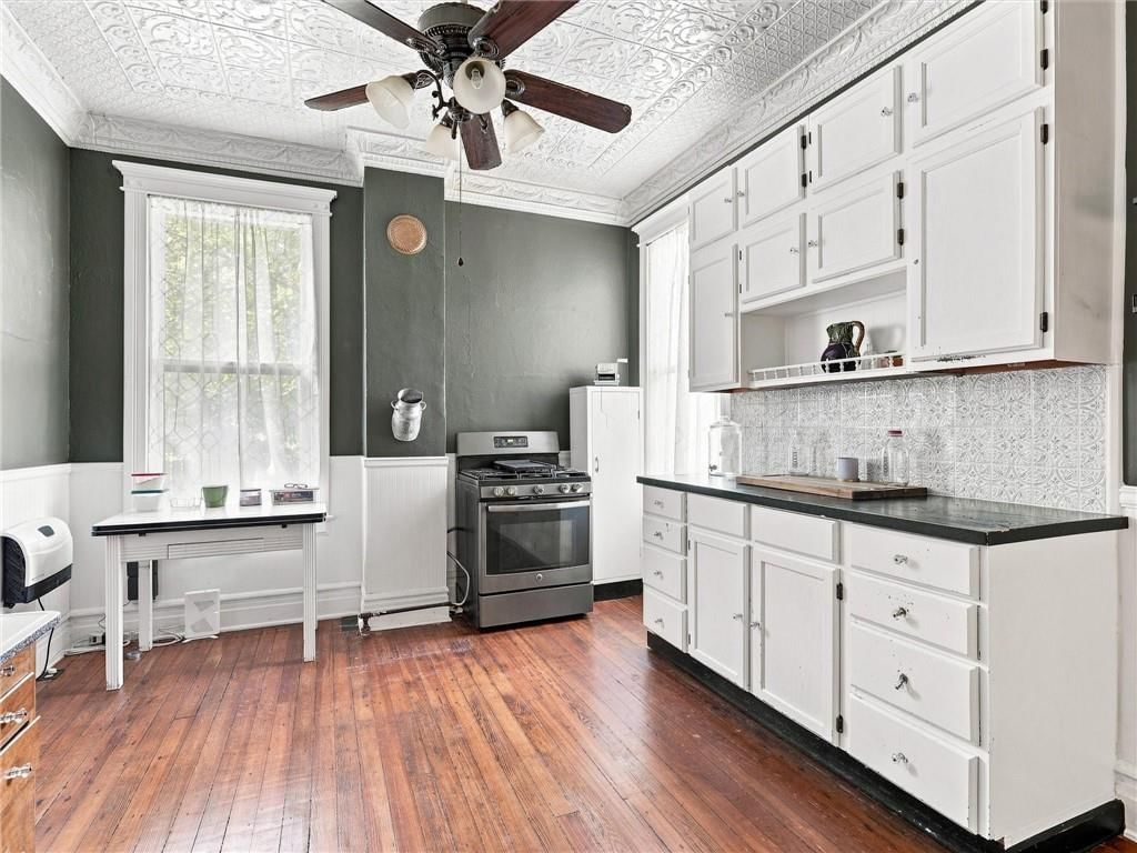 1521 Franklin Avenue — photo 10