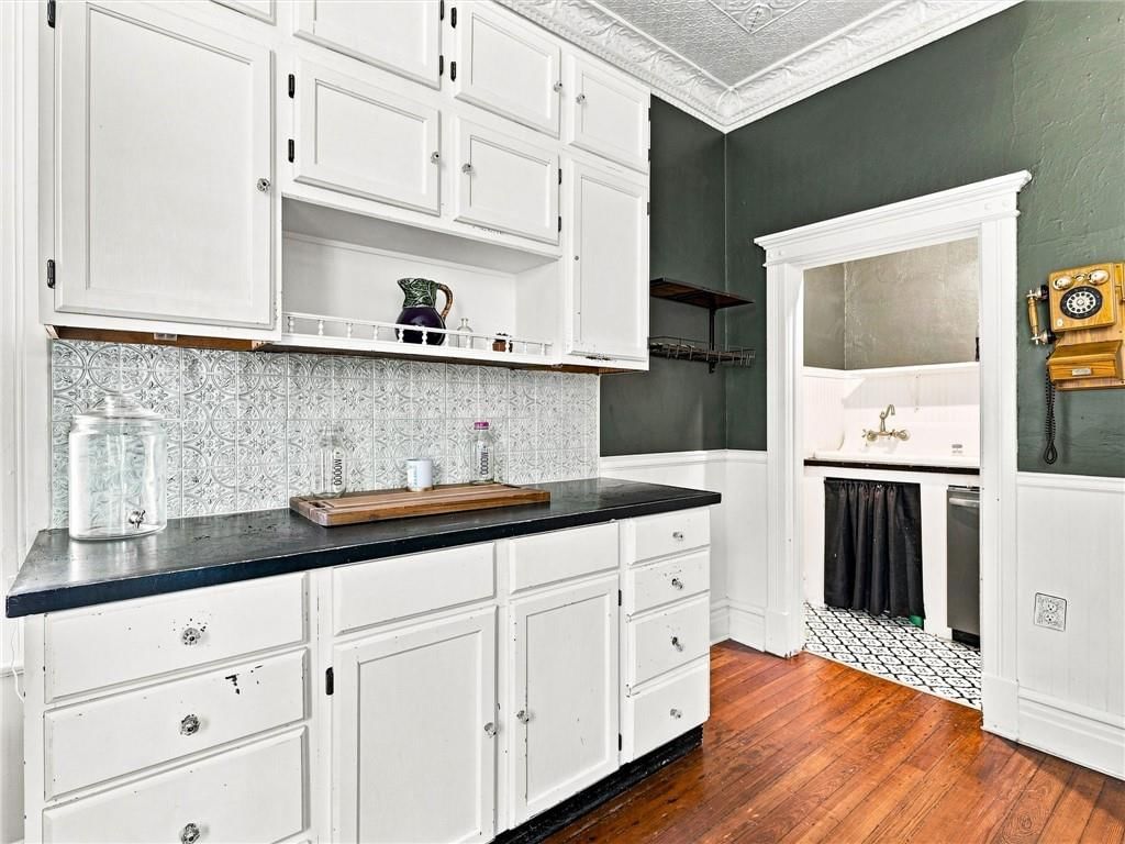 1521 Franklin Avenue — photo 13