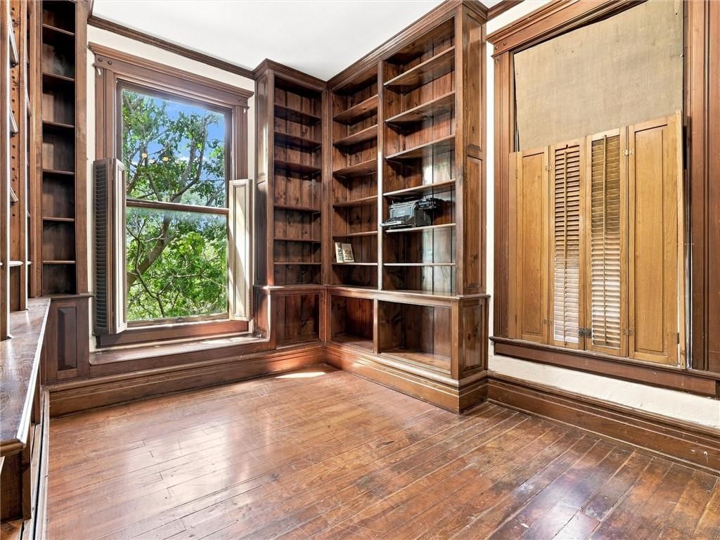1521 Franklin Avenue — photo 18
