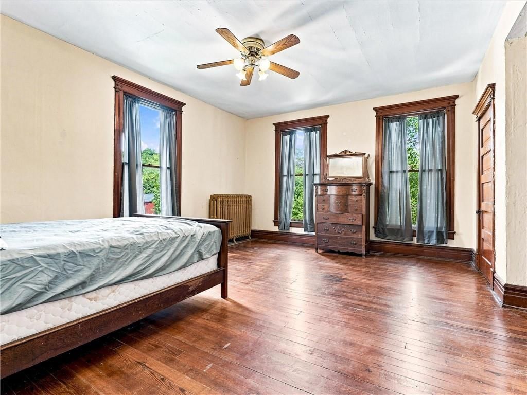 1521 Franklin Avenue — photo 20