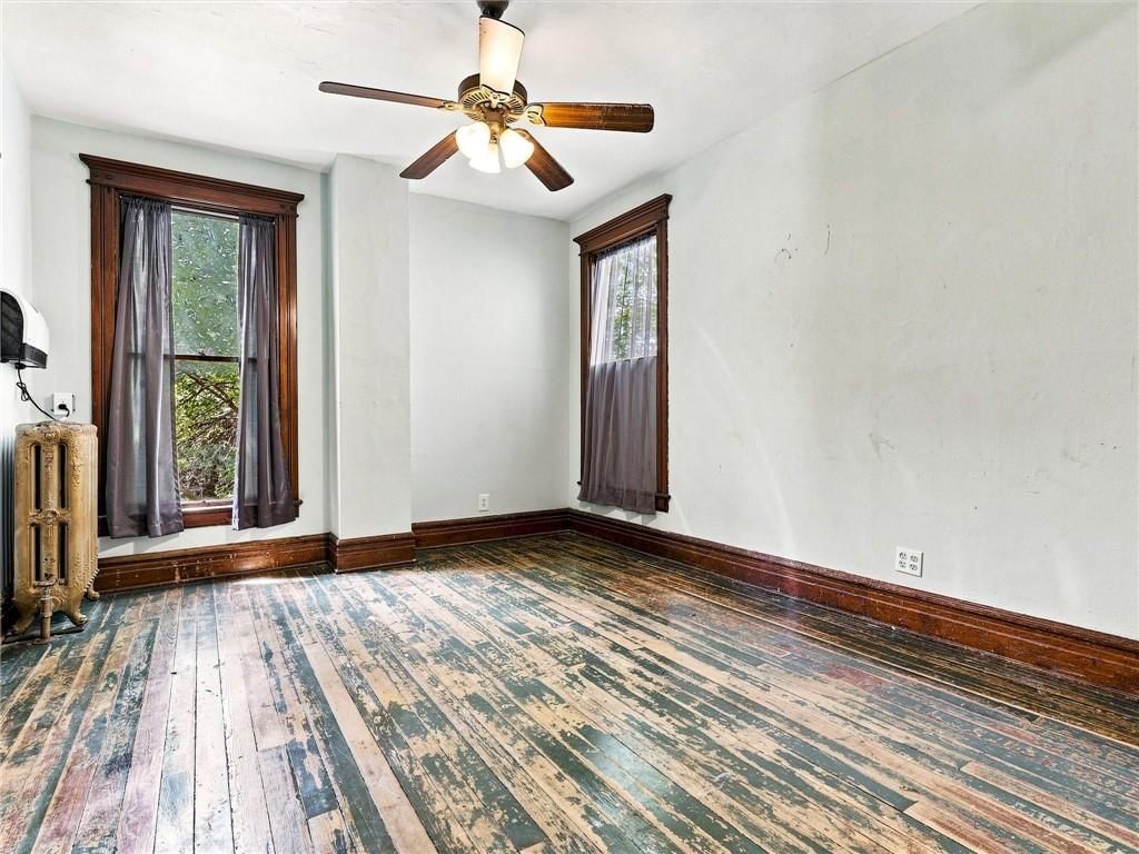 1521 Franklin Avenue — photo 24