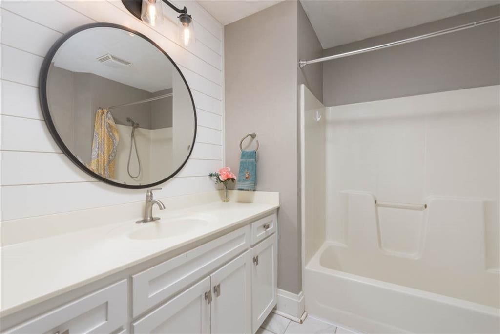 5913 NE Coral Circle — photo 38